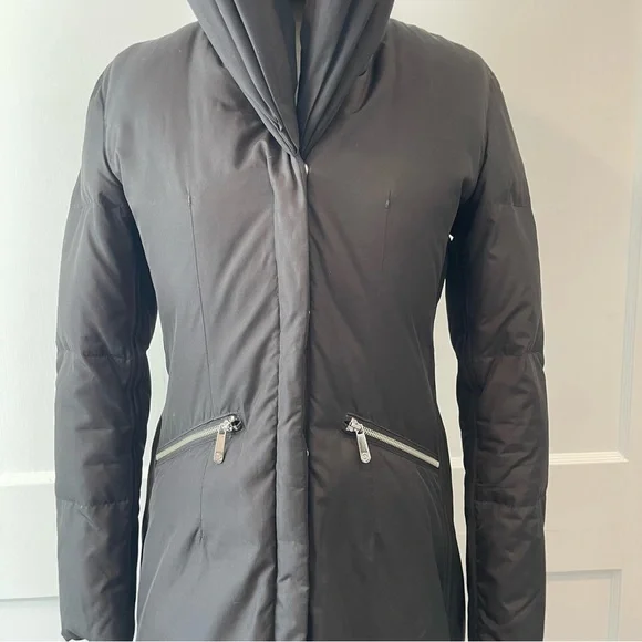 Michael Kors Coat w/versatile hood, zipper and snaps - Picture 12 of 16